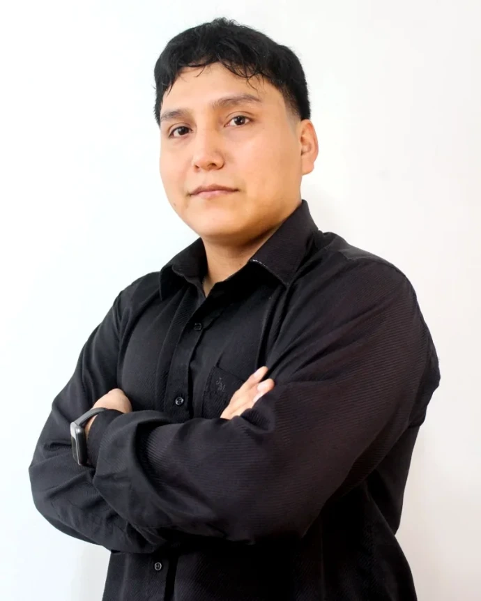 Adrián Pacherres
